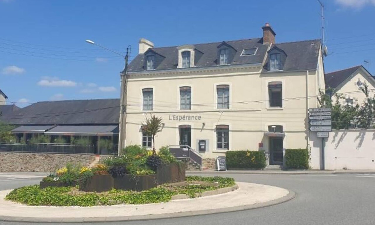 Vitre Hotel | L Espérance