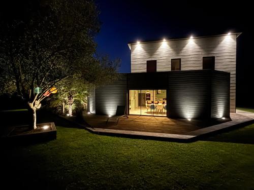 Moulins en Bessin House | La Belle du Bessin - Maison moderne en Normandie