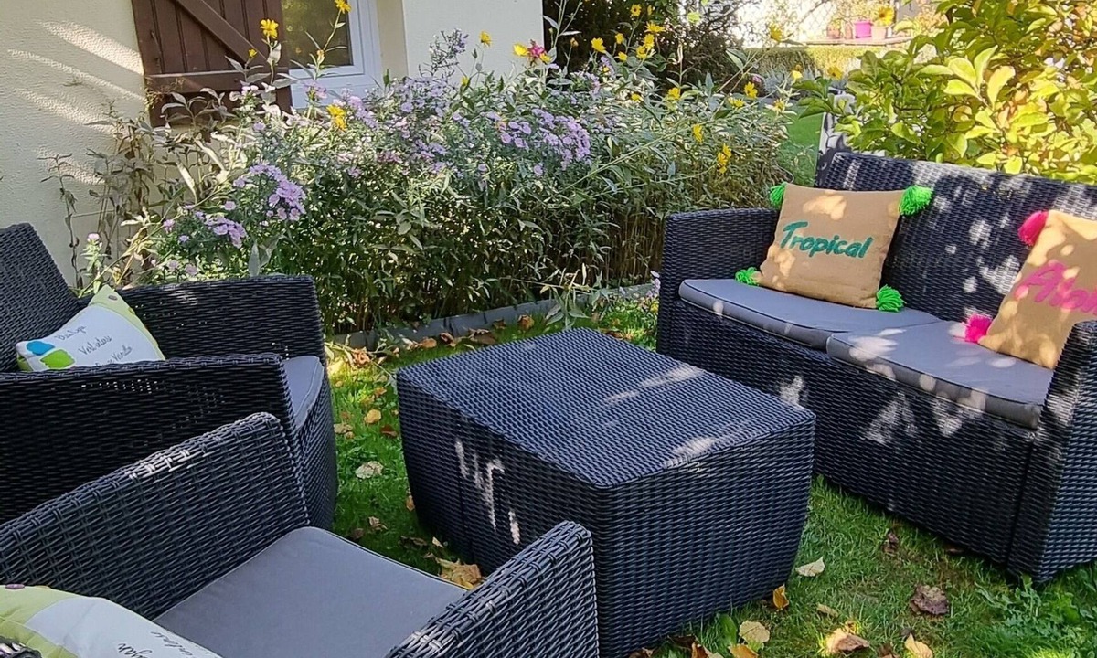 Dampierre-sur-Avre Bed & Breakfast | La Berceuse Normande at the gateway to Normandy