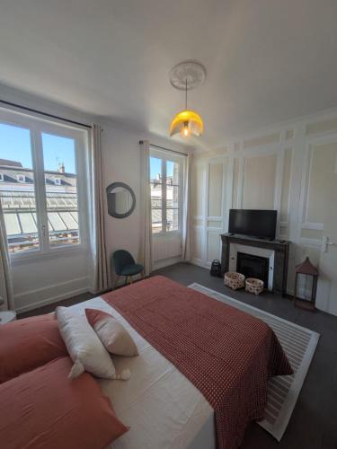Chartres Apartment | La Billardise