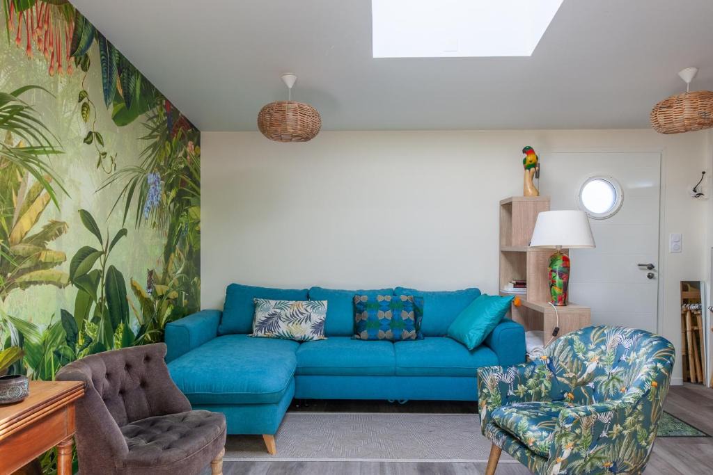 Vains Apartment | La Halte des Miquelots - Appt avec jardin