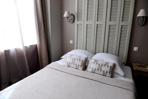 Saint-Leger-en-Yvelines House | La Maison d'Hotes de Saint Leger
