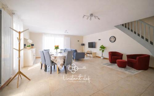 Le Mans House | La Maison Rose du Circuit - Confort & Terrasse