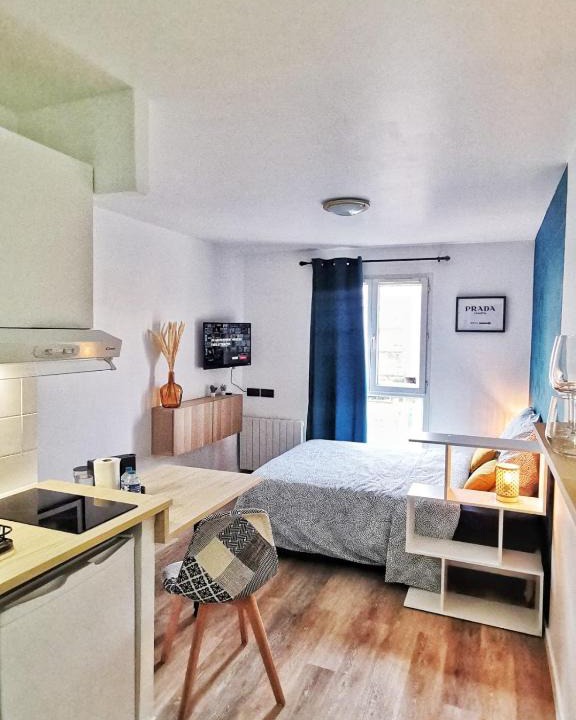 Noisy-le-Grand Apartment | La Studieuse - Hyper centre ville
