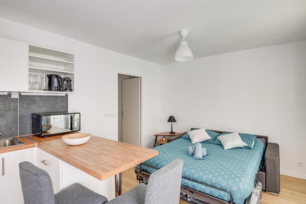 Chatenay-Malabry Apartment | La Vallée-Chatenay Malabry