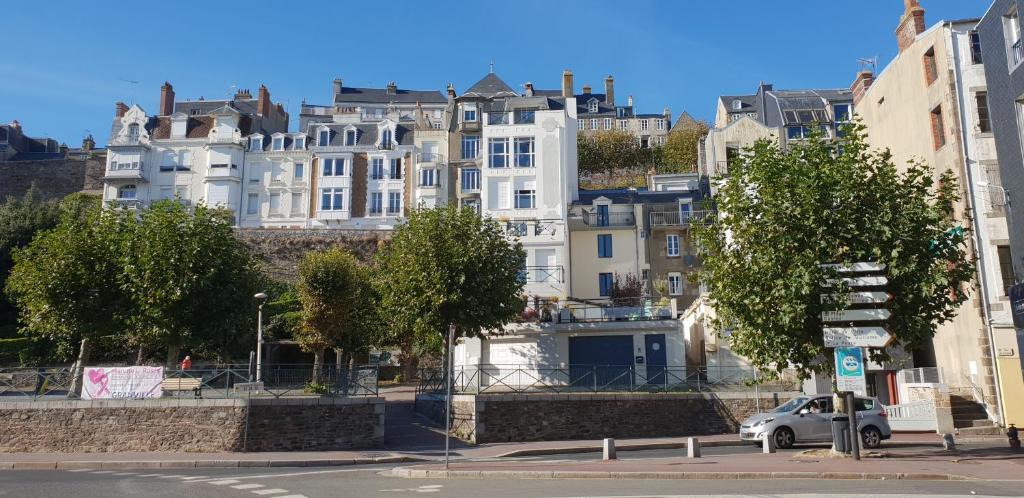 Granville Apartment | La Victoire
