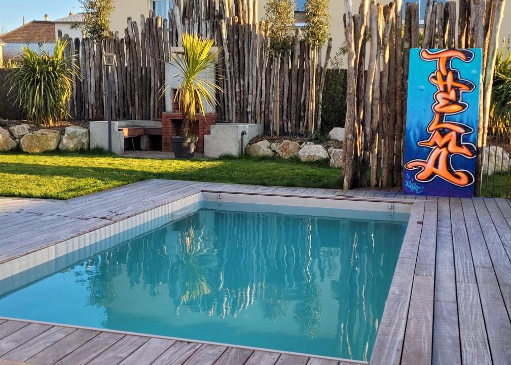 Granville Villa | La Villa Thelma 5 étoiles, piscine, sauna et jacuzzi