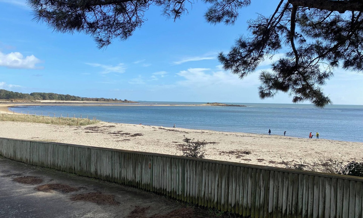Morbihan Apartment | Large apartment -View of sea
