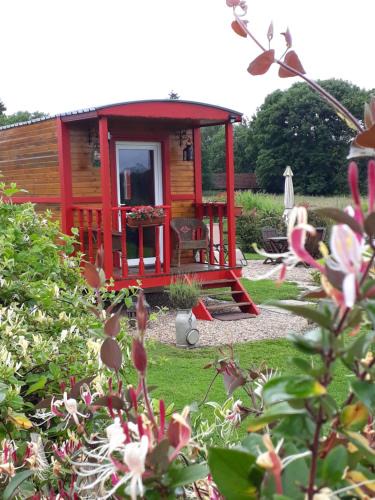 Malleville-sur-le-Bec House | laroulottedubec