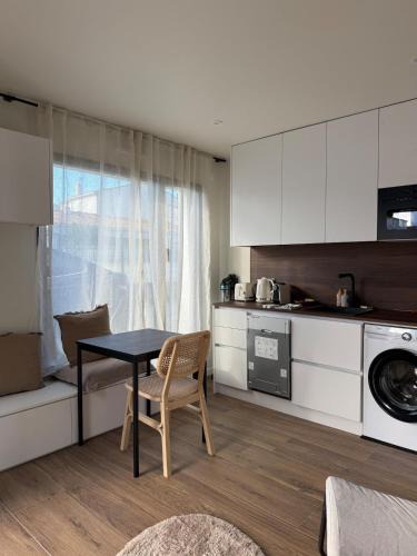 Nieul-sur-Mer Apartment | Le 1000 fleurs studio neuf à 3 kms de La Rochelle