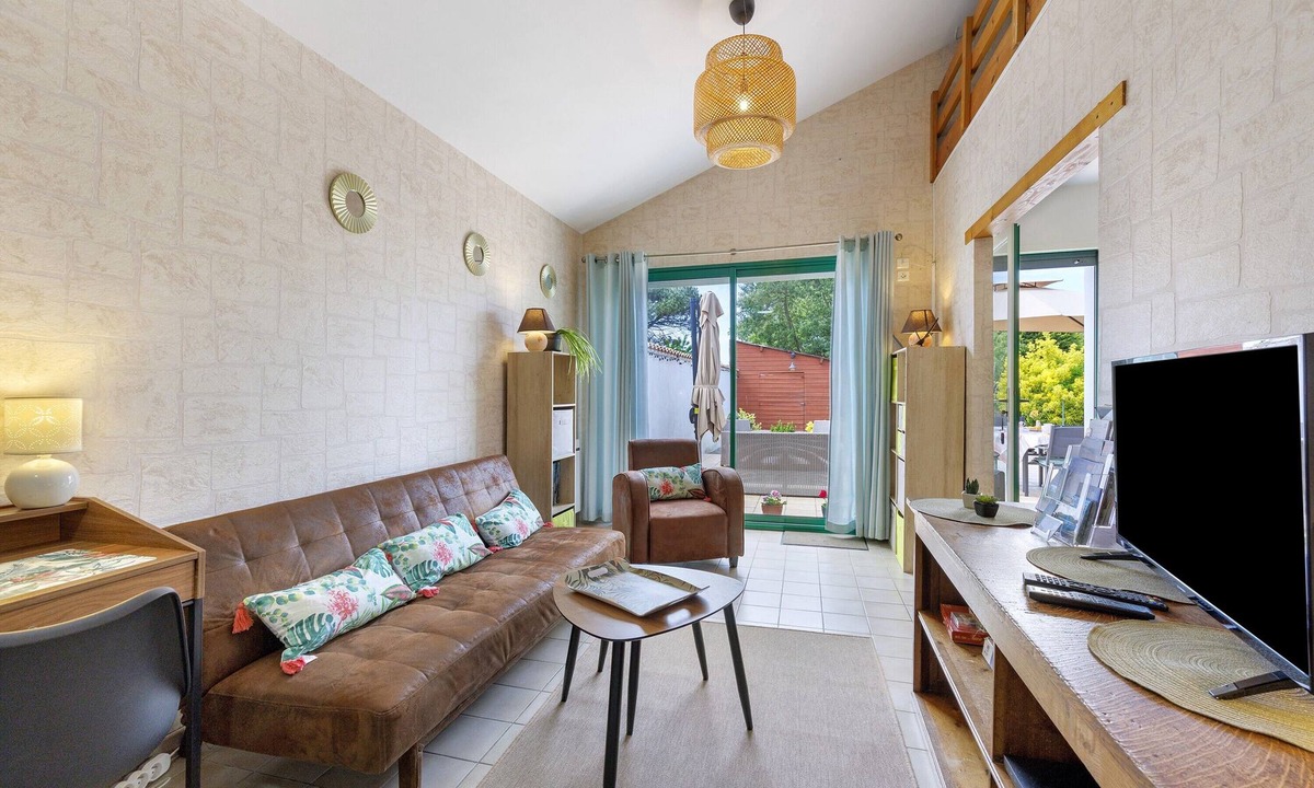 Saint-Gervais House | Le Cardoue: Peaceful Gîte Between Land and Sea in the Marais Breton Vendéen