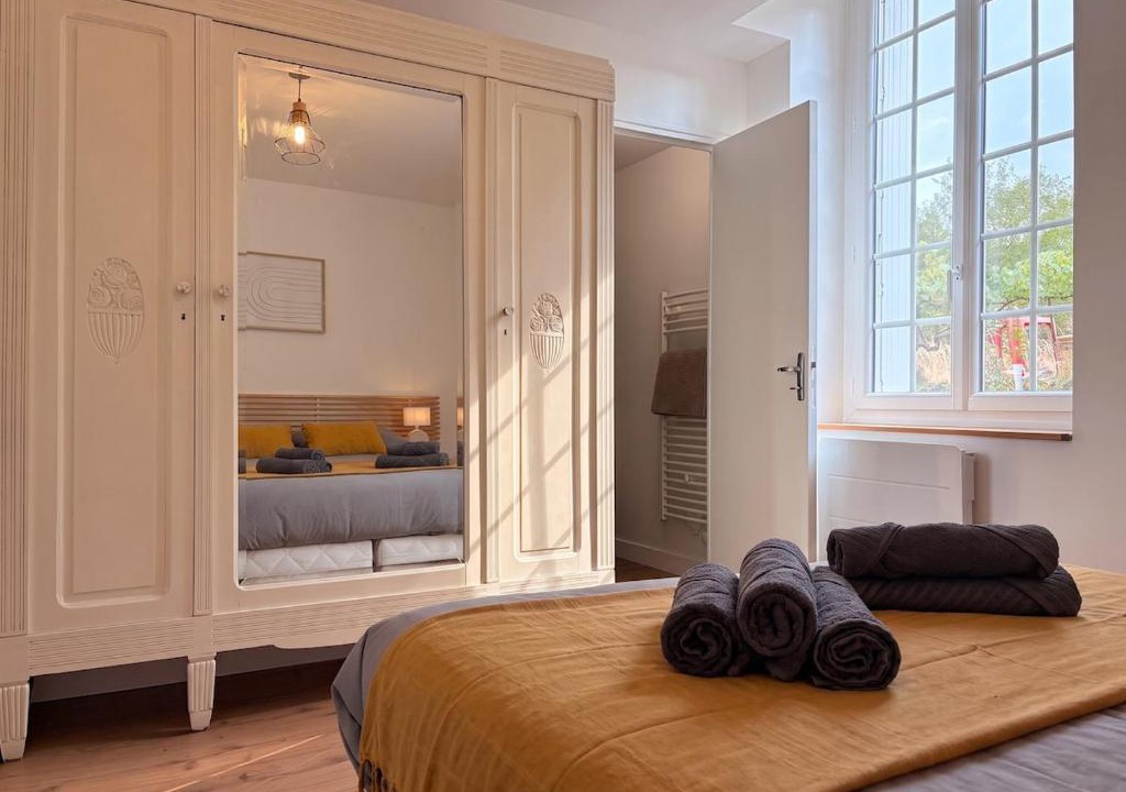 Ingrandes-Le Fresne sur Loire Apartment | Le Clos des Douves - Jardin privatif - Ingrandes