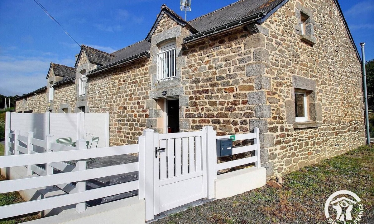 Saint-Carreuc House | Le clos Rucharet - SAINT CARREUC