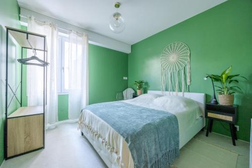 Quai de la Fosse Apartment | Le coin du bonheur - Pas de fête