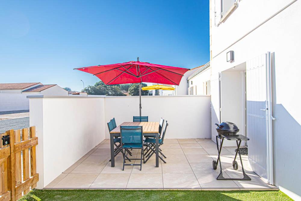 Les Mathes House | LE COMMODORE Maison avec piscine/parking/wifi/plages 5kms
