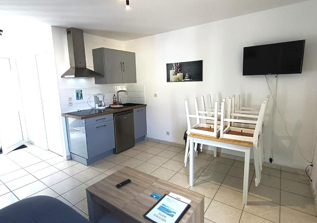 Saint-Meloir-des-Ondes Apartment | Le Duplex t2 étoilé