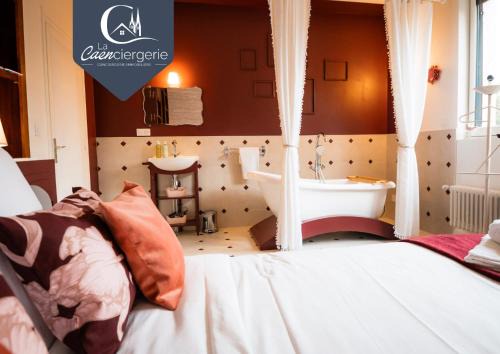 Le Bon Sauveur Apartment | Le Madeleine - Central - Elegant - Cozy