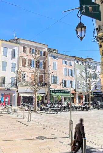 Montelimar Apartment | Le Miron - Hyper centre - 1ét