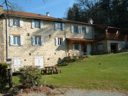 Dompierre-les-Eglises House | Le moulin du château
