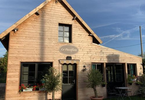 Beuvron-en-Auge House | Le Passiflore