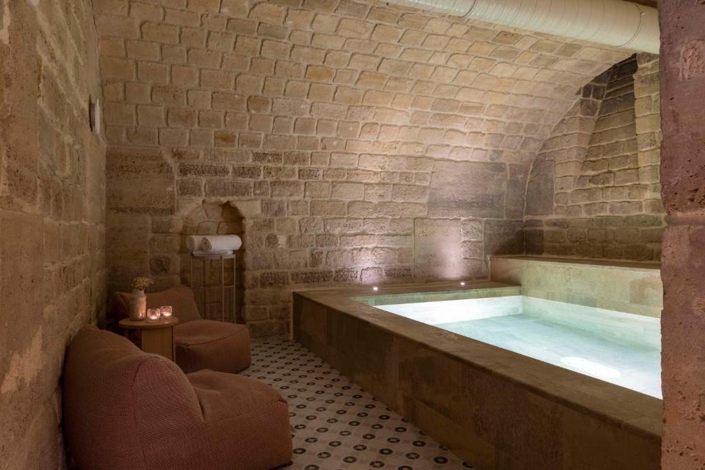 Quartier de la Roquette Hotel | Le Petit Beaumarchais Hotel & Spa