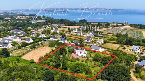 Plouezec House | Le verger du Goëlo maison à 950m de la mer avec grand jardin