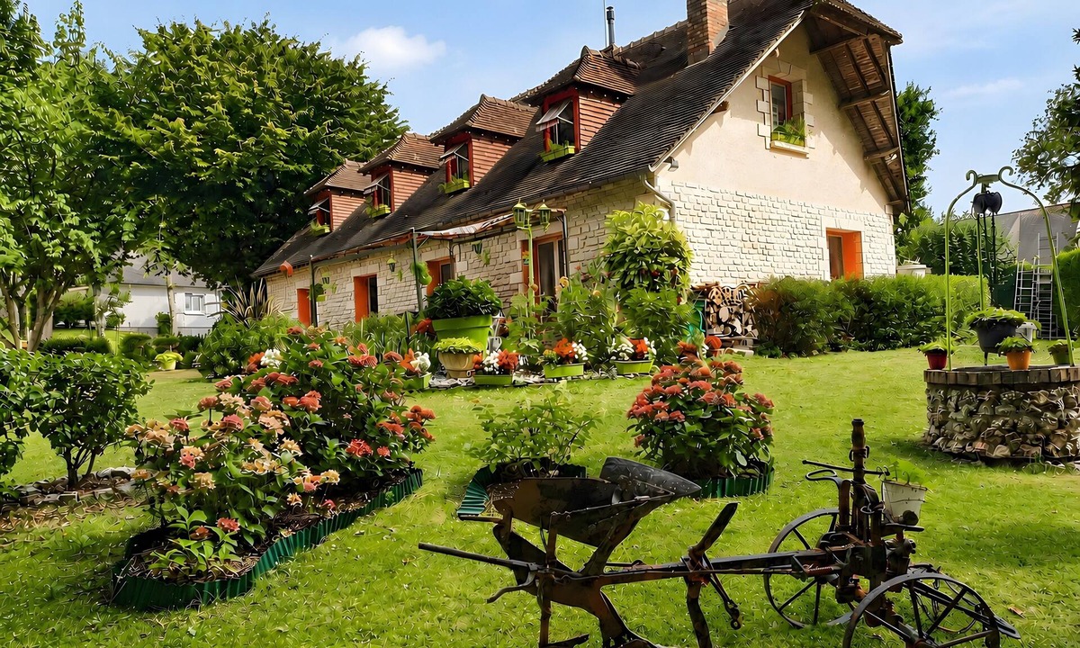 Cauge Bed & Breakfast | Les Bosquets Guesthouse - Cozy Room, Garden & Jacuzzi in Caugé