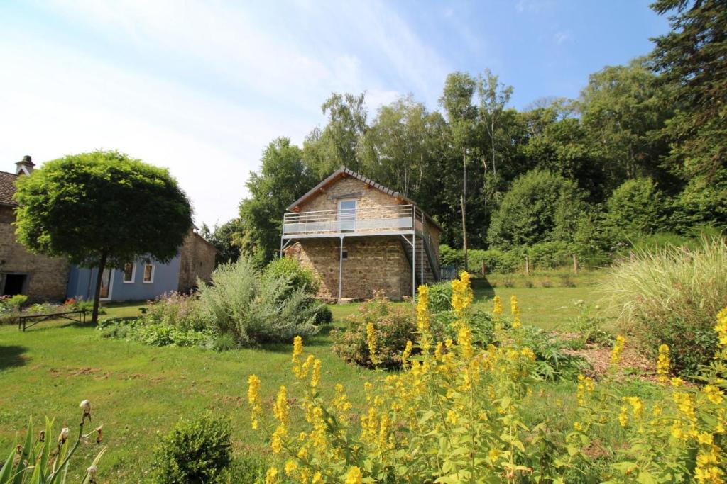 Bersac-sur-Rivalier Bed & Breakfast | Les chambres du jardin d'helene