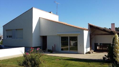 Apremont House | Les chataigniers