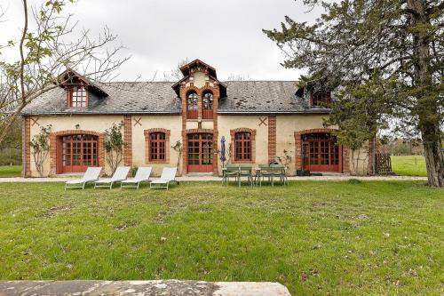 Ambillou Villa | Les Ecuries - La Trigalière
