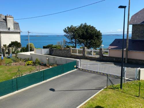 Saint-Quay-Portrieux Apartment | Les embruns