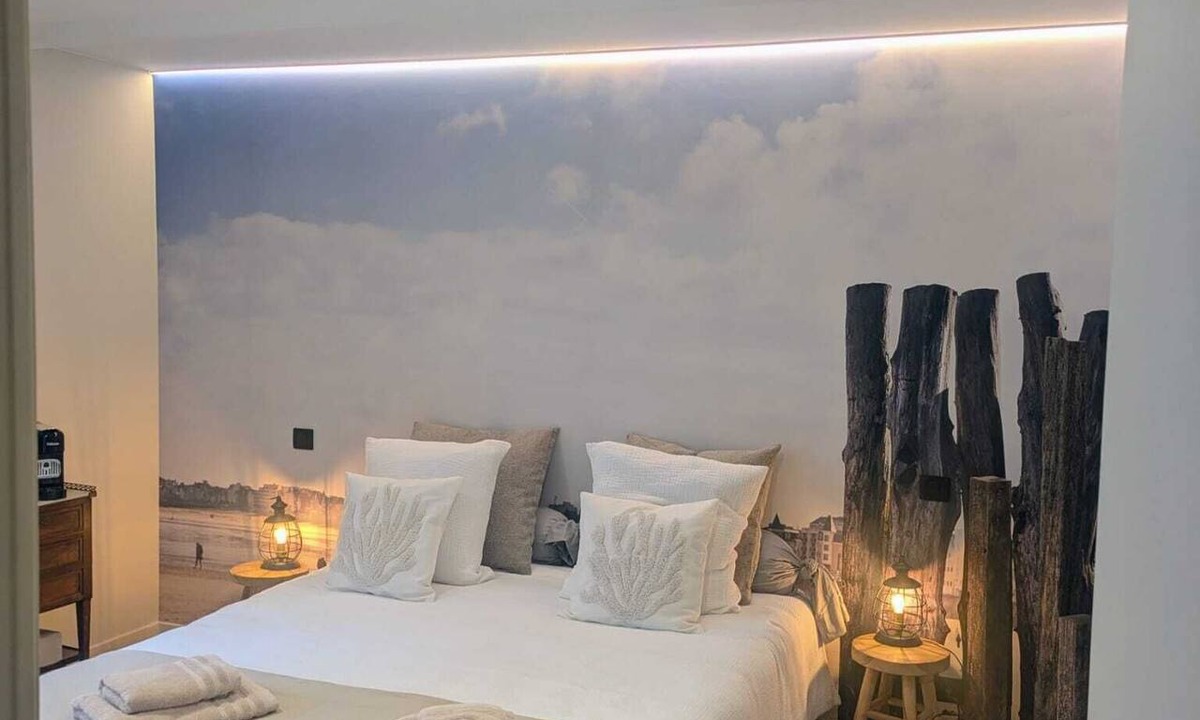 Saint-Jacut-de-la-Mer House | Les Grèves, Village Center, 80 meters from the beach