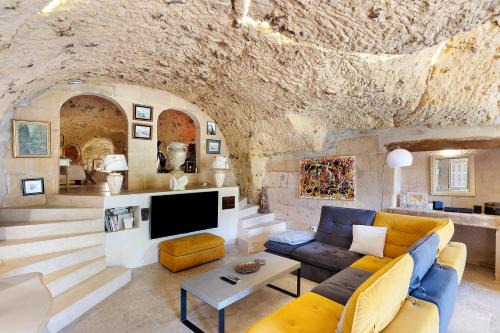 Troo House | Les Iris - Maison Troglodytique