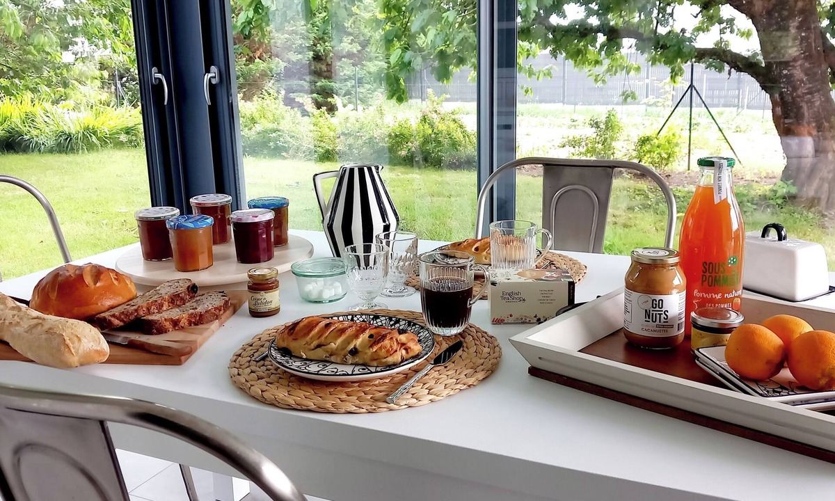 Ambon House | LES JARDINS DE TREBIGUETTE