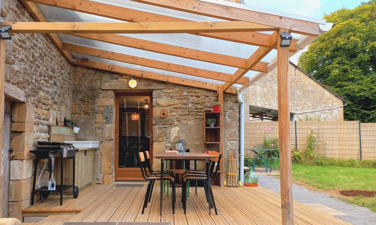 Singly House | LES POMMIERS - SINGLY