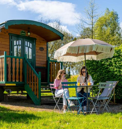 Chenille-Change House | Les Roulottes & Cottages du Moulin