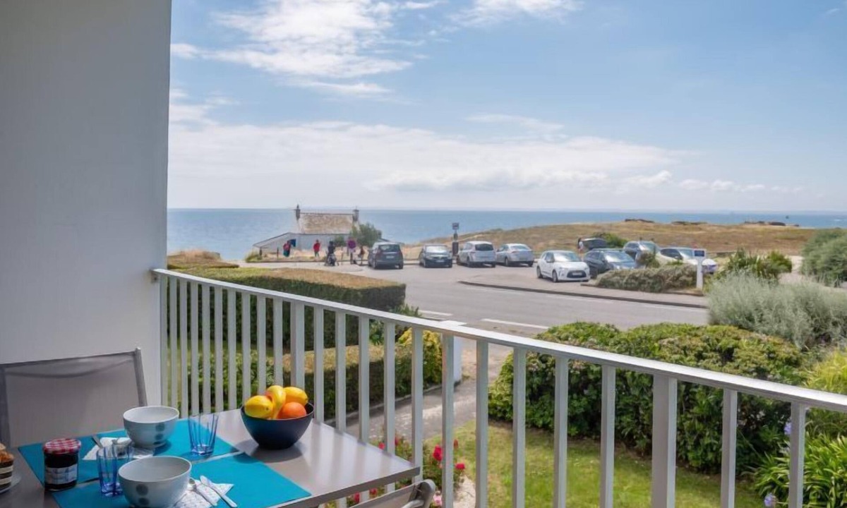 Quiberon Apartment | Les Trois Iles by Interhome