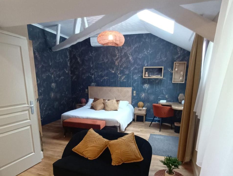 Amboise Hotel | Logis Hôtel La Brèche - Restaurant Berthelot