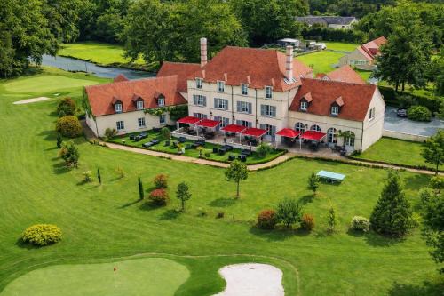 Bonnat Hotel | Logis Hôtel Restaurant- Domaine de l'Orangerie