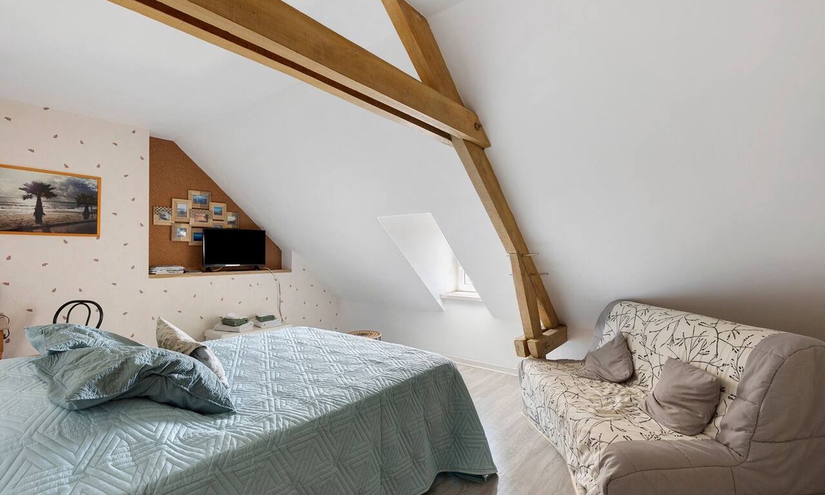 Saint-Mathurin-sur-Loire Bed & Breakfast | Lorali - Guest Room Gabare