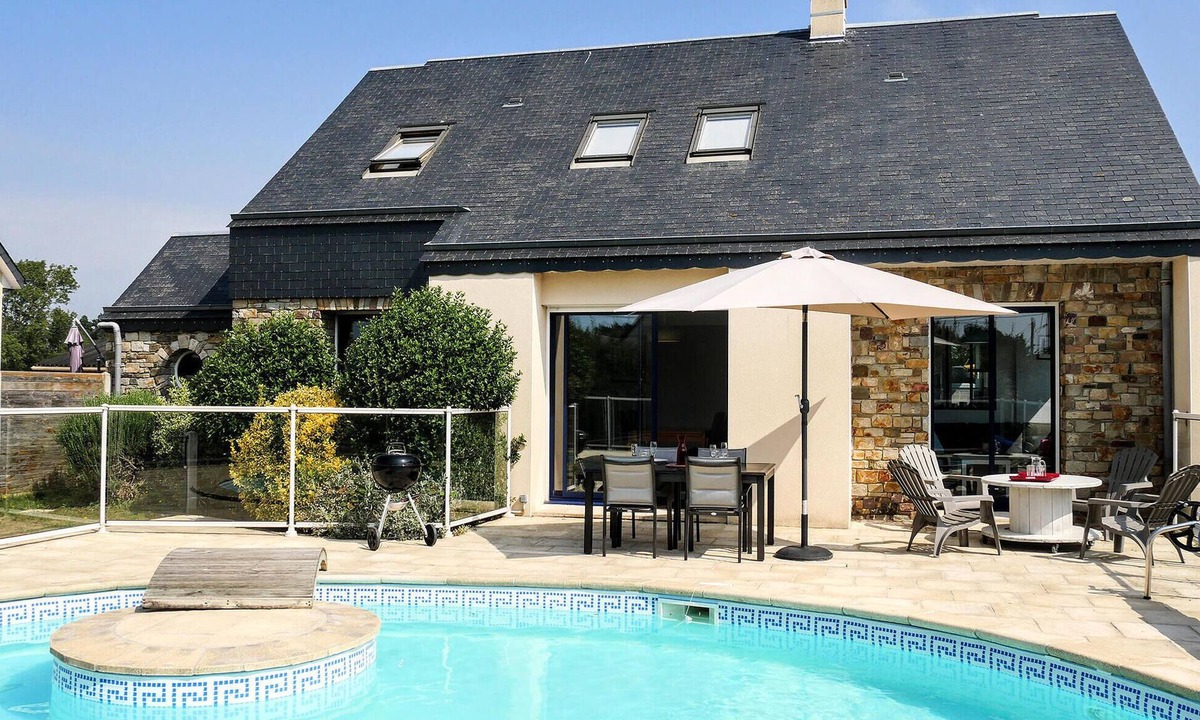 Saint-Germain-sur-Ay House | Lovely home in Saint-Germain-Sur-Ay