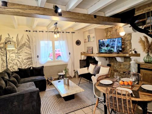 Bram House | Maison Richelieu
