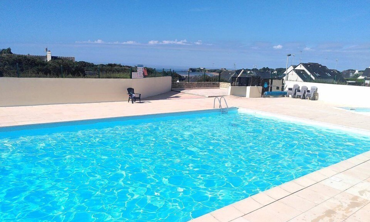 Guidel-Plages House | Maisonette 2 rooms Mezzanine 4 people with common outdoor pool, near beach