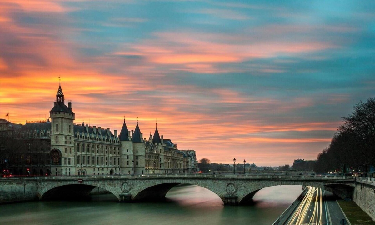 Arts-et-Metiers Apartment | MARVELOUS 3-BEDROOM APARTMENT IN PARIS PERFECT FOR YOUR GETAWAY