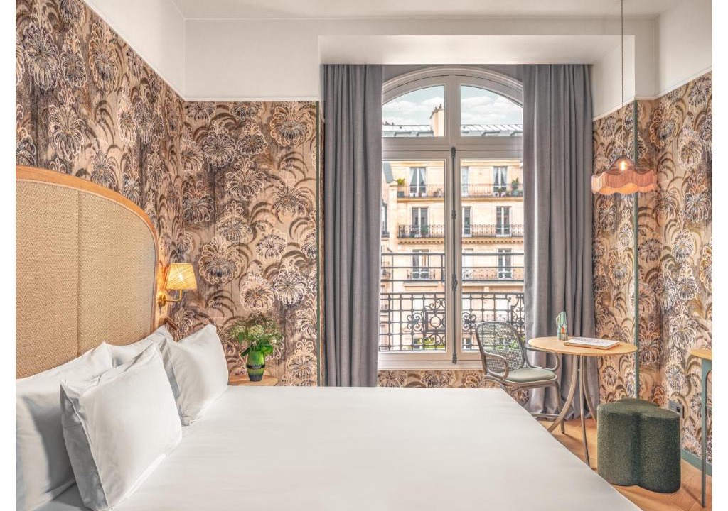 Ternes Hotel | Miss Fuller