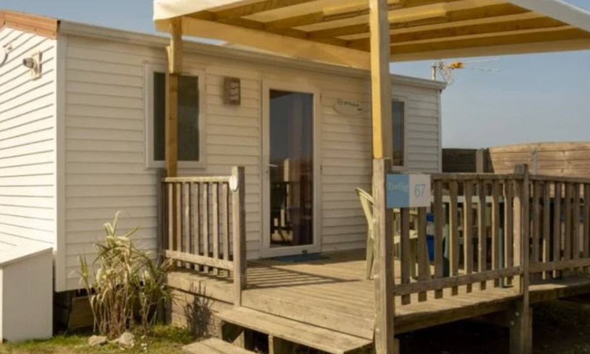 Saint-Michel-Chef-Chef House | Mobile Home with Terrace for 3 People