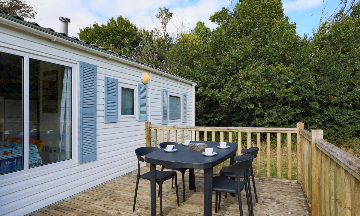 Plouha House | Mobile Home 'Loft' with Private Terrace and Private Garden