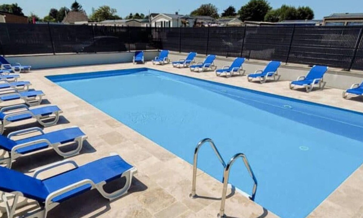 Biville-sur-Mer House | Mobile home, pets welcome - 4 guests