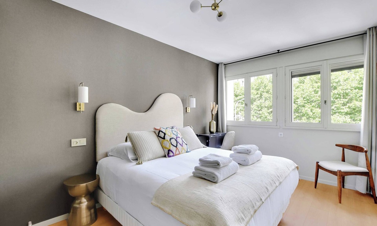 Meudon-la-Foret Apartment | Modern "green Suites" Residence - Meudon/velizy