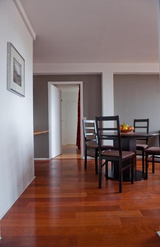 Saint-Fargeau Apartment | Moderne et Lumineux